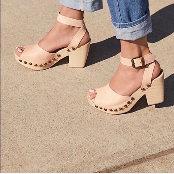 Free People Shoes - Free People Pasadena Clogs Blush